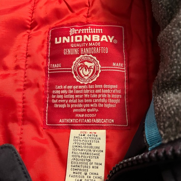 UNIONBAY Navy Vest with Multicolor Stripes - Picture 2 of 6